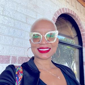 Meet your Posher, Tigri